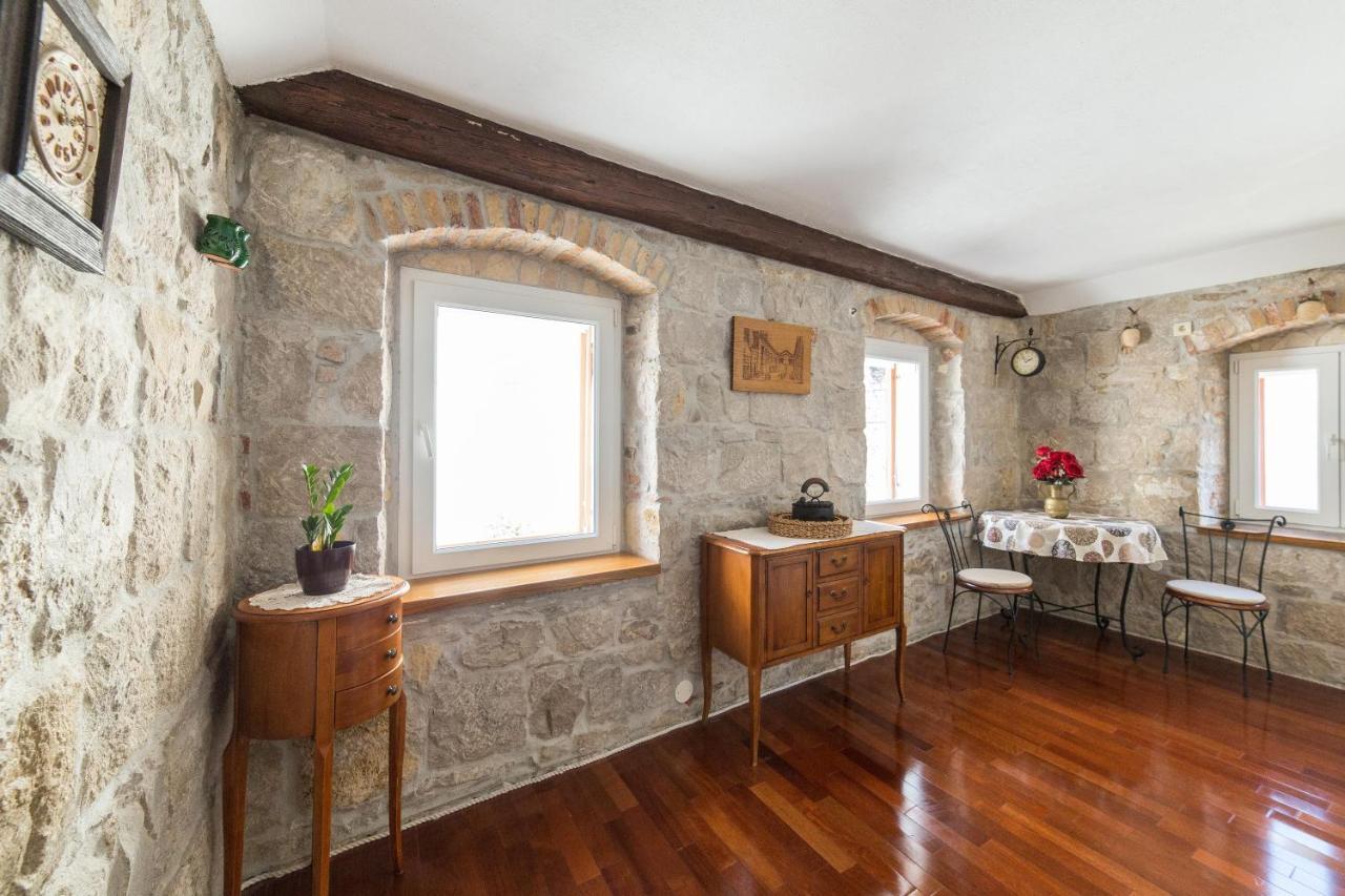 Guesthouse Mirula Split Dış mekan fotoğraf